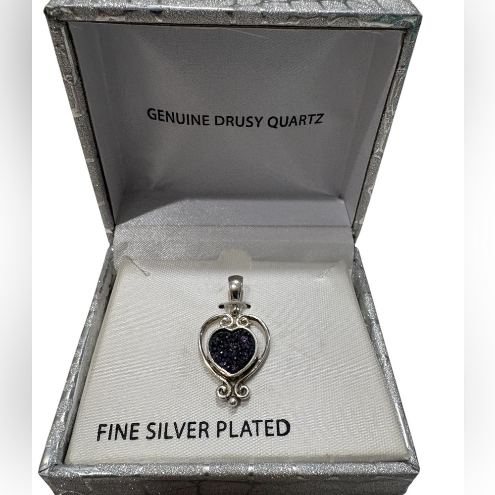 New Sajen Genuine Drusy Purple Quartz Heart Pendant